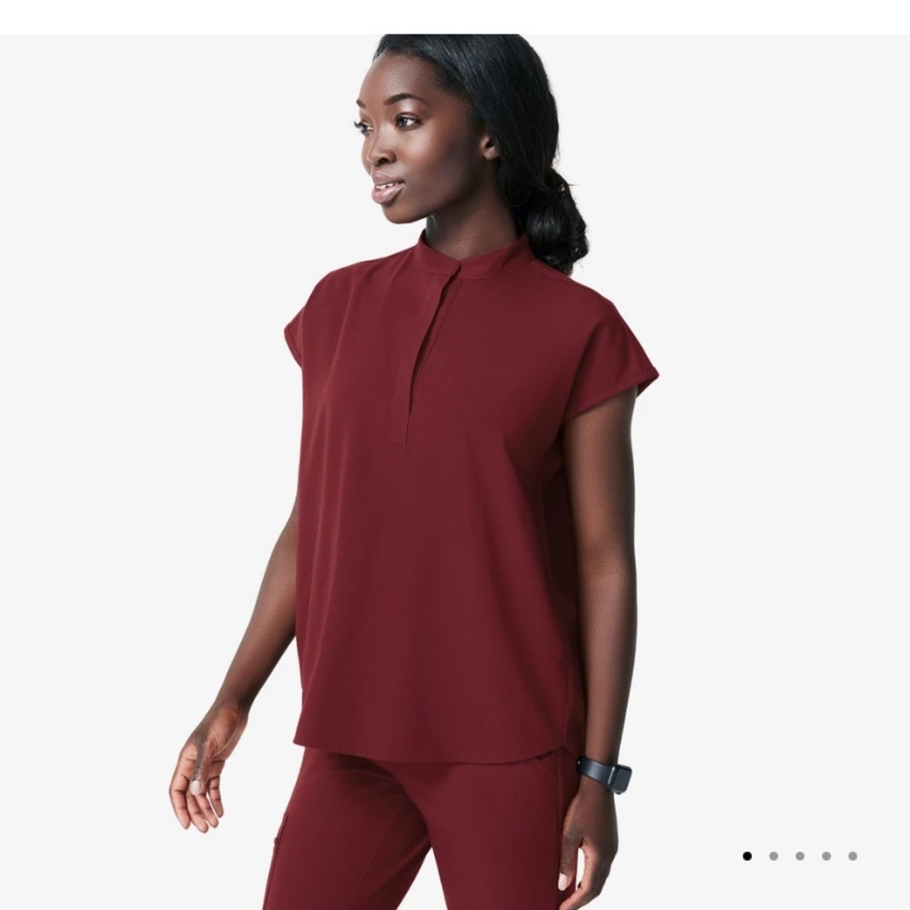 Figs oversized scrub top, EUC